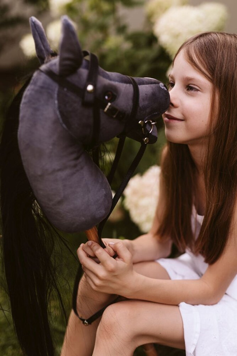 Hobby Horse Koń na kiju z otwartą buzią Blaze Astrup 84353