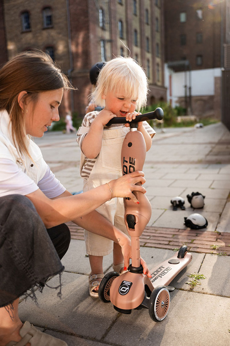SCOOTANDRIDE Highwaykick 1 Push and Go 2w1 Jeździk i hulajnoga z rączką do prowadzenia 1-5 lat Mocha