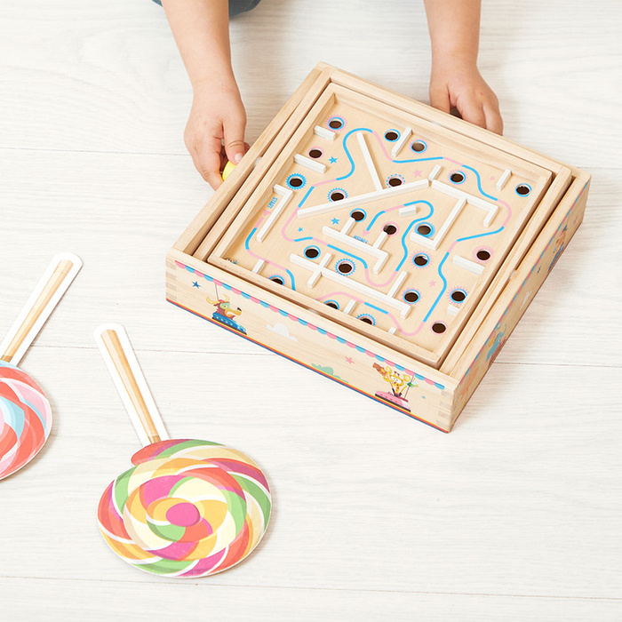 Gra zręcznościowa Labirynt Ball Maze Applepop Janod J03371 drewniane zabawki dla dzieci