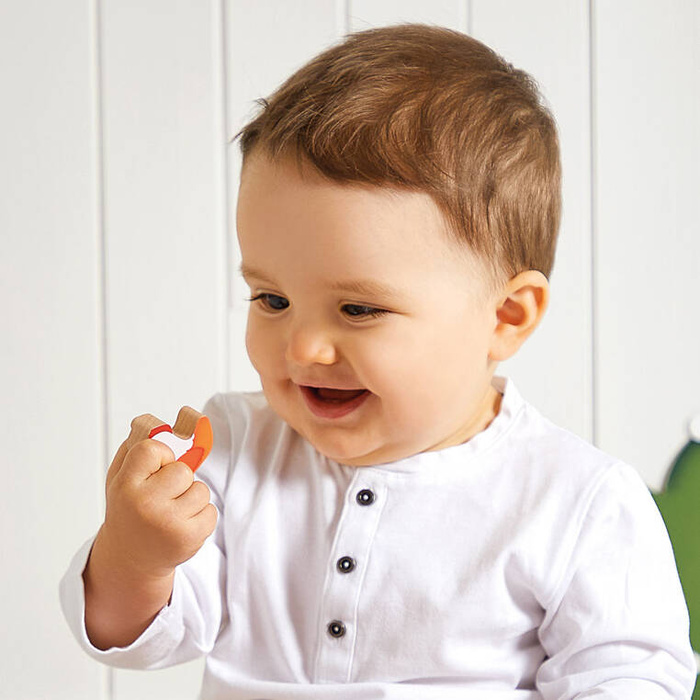 Drewniany traktor do ciągnięcia z przyczepą i załadunkiem Farma J03317 Janod