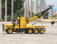 Klocki konstrukcyjne Mould King 17011 Holownik ciężarowy zabawka budowlana 1277 elementów