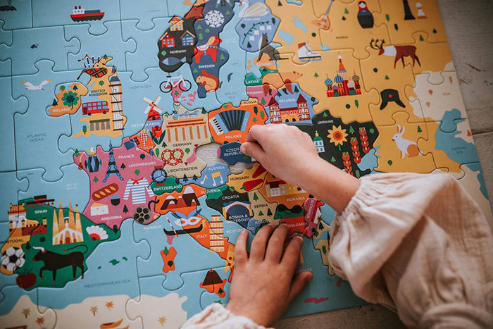 Tekturowe puzzle Mapa Europy z elementami w kształcie państw 70 el MP51943-Mudpuppy, puzzle dla dzieci