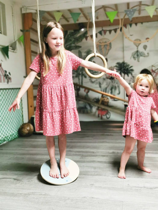 Drewniana deska do balansowania Przygoda 12243-Small Foot, zabawy rozwojowe