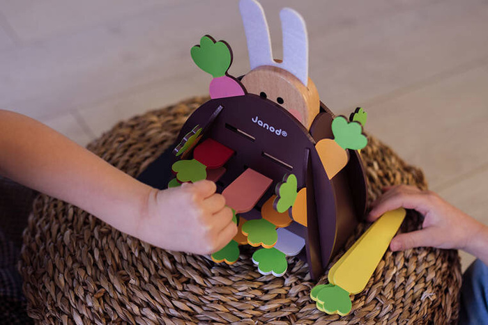 Rodzinna drewniana gra strategiczna Magiczna Marchewka Janod J02473