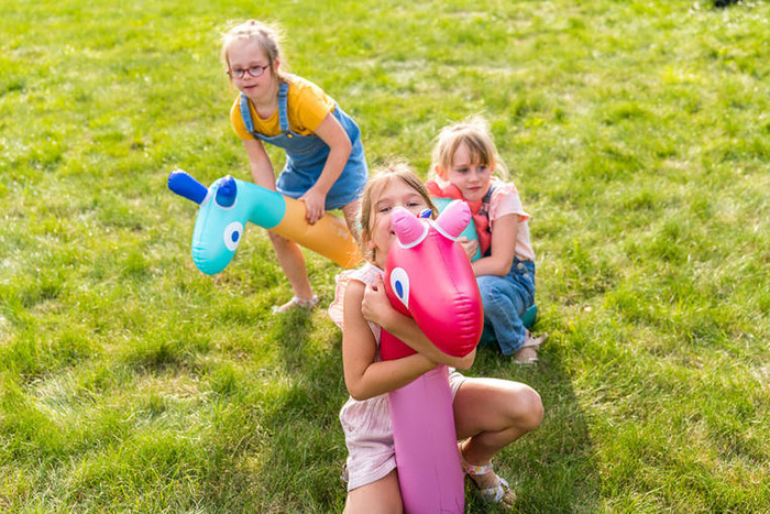 Dmuchany makaron do pływania Żyrafa Quut 173427