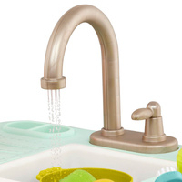 Zlew z działającym kranem i akcesoriami dla dzieci Splash-n-Scrub Sink B.Toys BX2070 zabawa w kuchnię