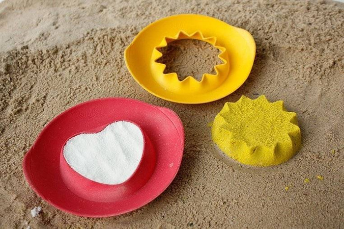 Wielofunkcyjny zestaw foremek SunnyLove 170495-Quut, zabawy w plenerze