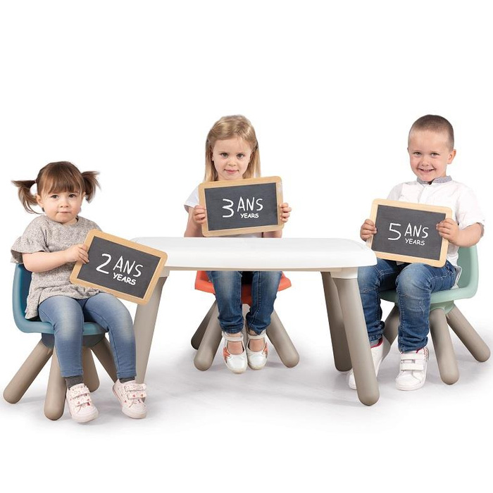 Biały Stolik ogrodowy lub do pokoju Smoby 880405 funkcjonalny i nowoczesny design