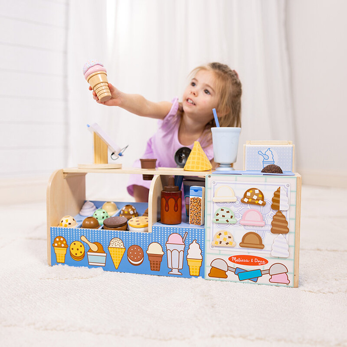 Drewniana lodziarnia XXL z akcesoriami Melissa and Doug 30607-MD