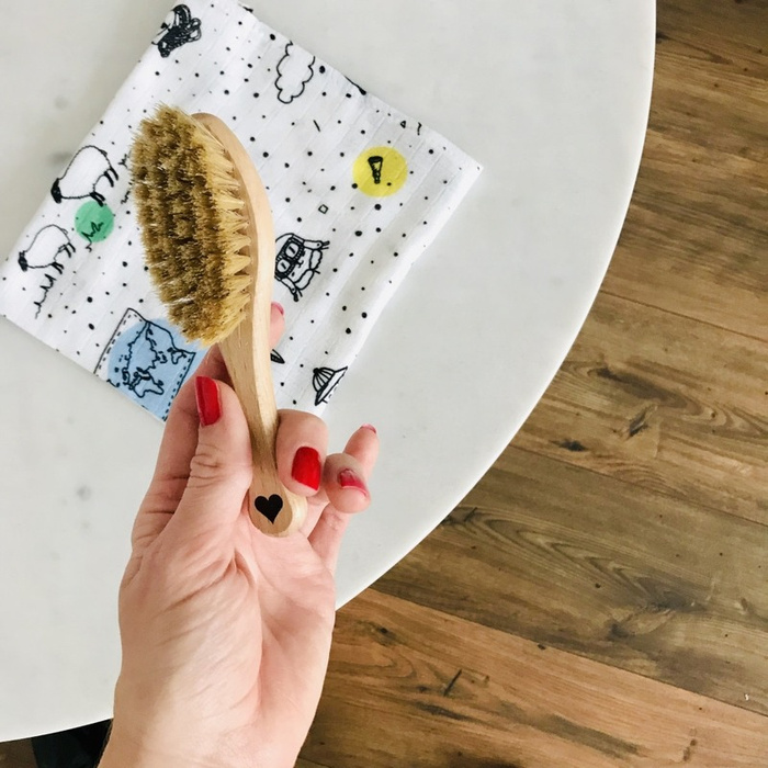 Szczotka i myjka Miś podróżnik LL5473-Lullalove, wyprawka dla niemowlaka