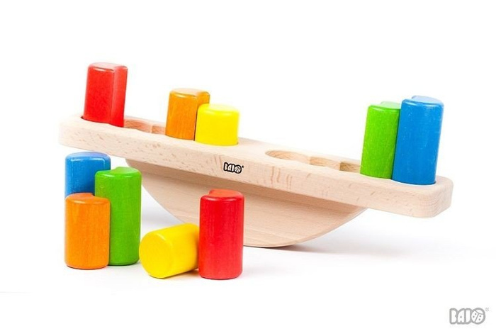 Drewniana waga z odważnikami - klockami, 34610-Bajo, zabawki edukacyjne
