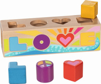 Drewniany sorter kształtów Love Goki 58309