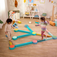 Moduły sensoryczne do stąpania i skakania 6 el Balance & Hop Stepping Stones B.Toys BX2484Z