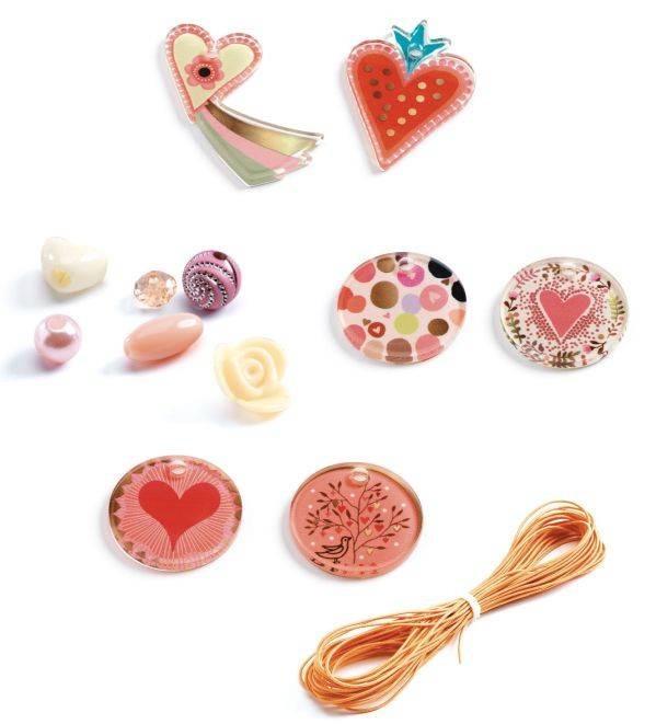 Drewniany zestaw do tworzenia biżuterii Serca 285 el DJ09855-Djeco, biżuteria dla dzieci