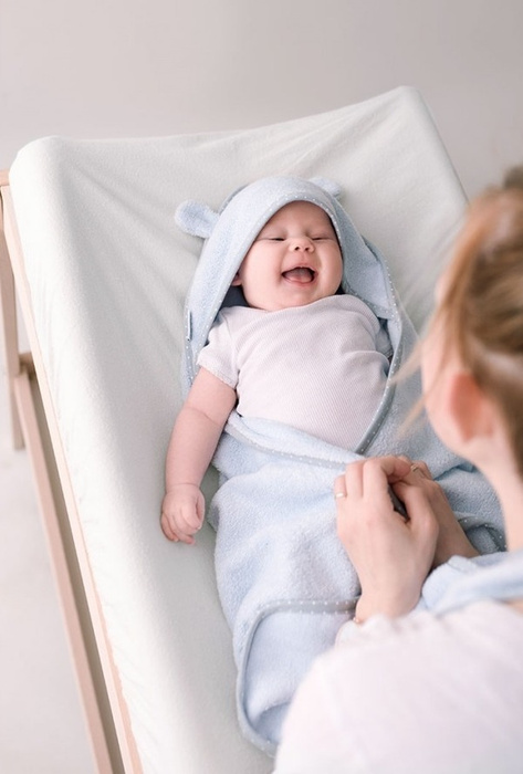 Okrycie kąpielowe Szarość LL3233-Lullalove, wyprawka dla niemowlaka