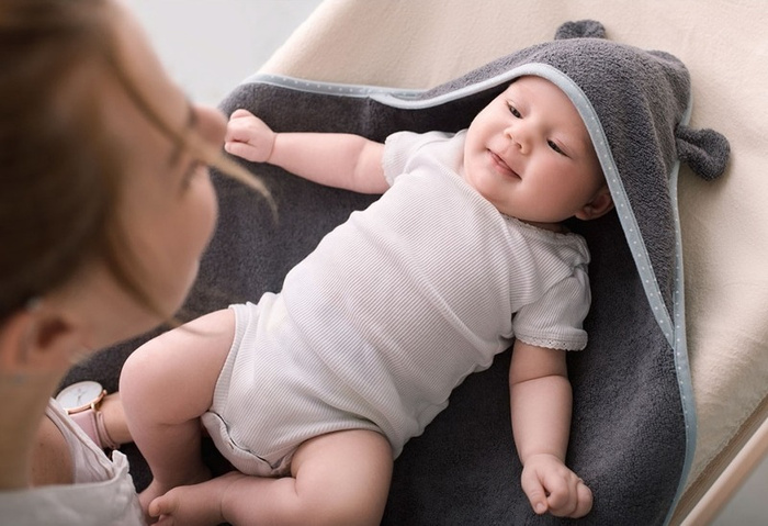 Okrycie kąpielowe Szarość LL3233-Lullalove, wyprawka dla niemowlaka