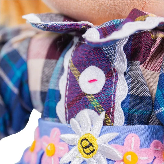 Szmaciana laleczka dla dzieci Karolina 34 cm Bigjigs BJD016