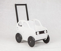 Biały samochód - drewniany wózek na zabawki