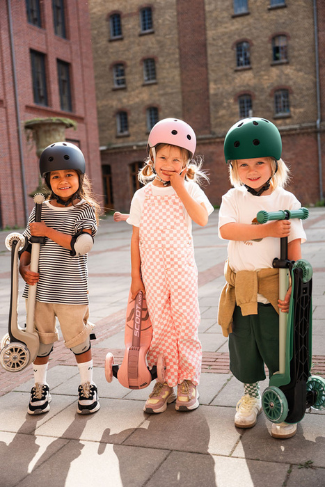 SCOOTANDRIDE Highwaykick 3S Hulajnoga z systemem sterowania 2w1 i kółkami LED składana 3+ Ash