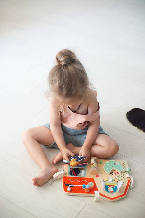 Tablica manipulacyjna z drewna Farma 83179-Lilliputiens