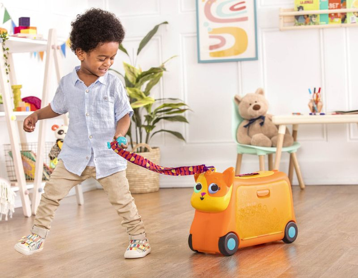 Jeździk walizka Gogo Ride-On Lolo Kot B.Toys BX2299 mały podróżnik