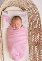 Lekki dzianinowy kocyk Mgiełka róż LL3134-Lullalove kocyki dla dzieci