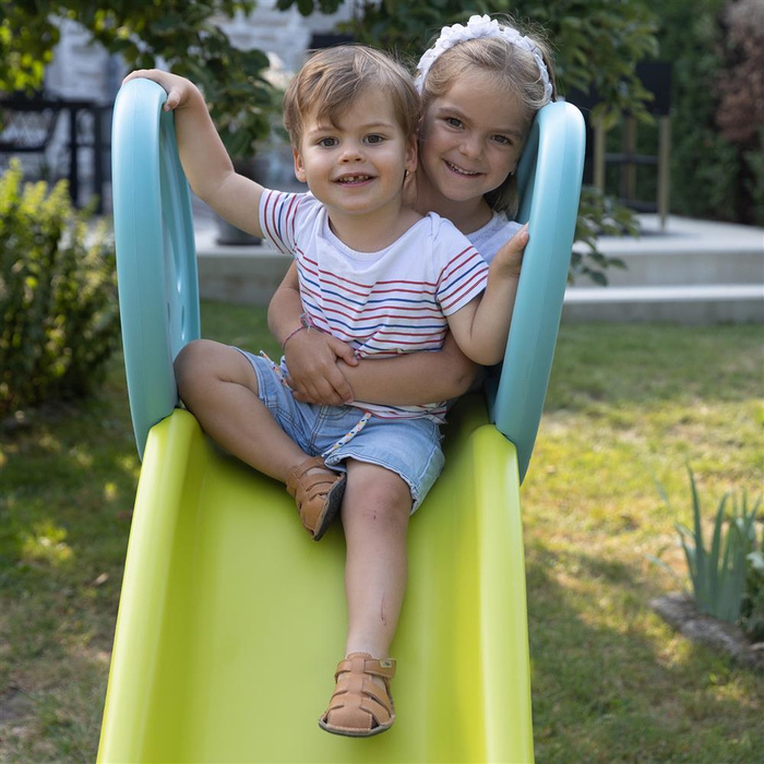 Stabilna Zjeżdżalnia ogrodowa Smoby 820302 Ślizg 230 cm Tor wodny dla dzieci Ślizgawka do aktywnej zabawy