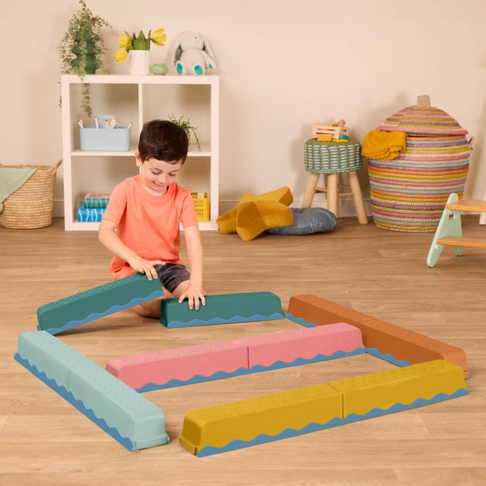 Zestaw równoważny dla dzieci Belki sensoryczne Balance & Hop Beams B.Toys BX2533Z