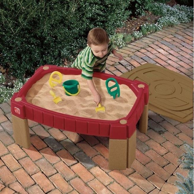 Duża Piaskownica STEP2 759499 Stół z pokrywą i torem samochodowym 2w1 dla dzieci do kreatywnej zabawy