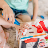 Pojazd ratunkowy Psi Patrol Melissa and Doug 33276 mały lekarz weterynarz