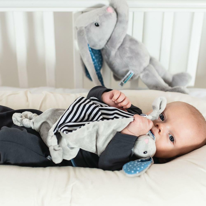 DouDou Kocyk Przytulanka Króliczek - szary whisb123-Friends of Whisbear®, prezent dla niemowlaka
