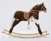 Duży, brązowy koń na biegunach XL w białe plamy