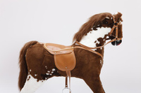 Mega koń na biegunach Remi, zabawka dla sześciolatka