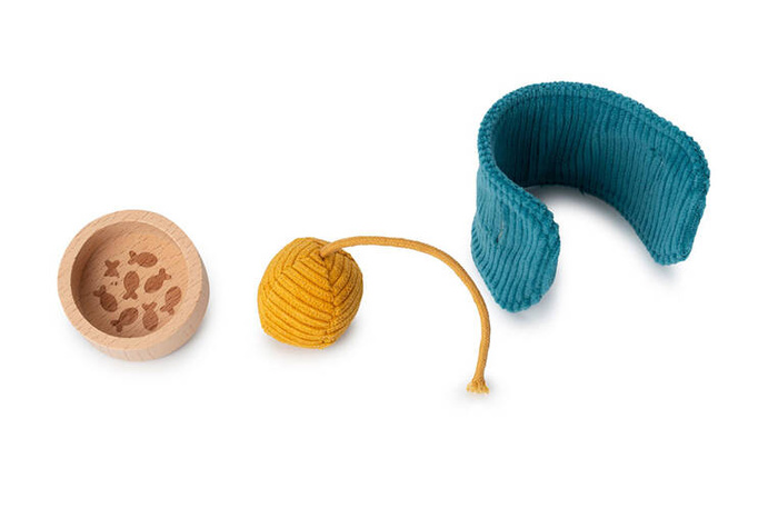 Przytulanka kotek z koszyczkiem i akcesoriami Kotka Jeanne Lilliputiens 83546