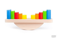 Drewniana waga z odważnikami - klockami, 34610-Bajo, zabawki edukacyjne