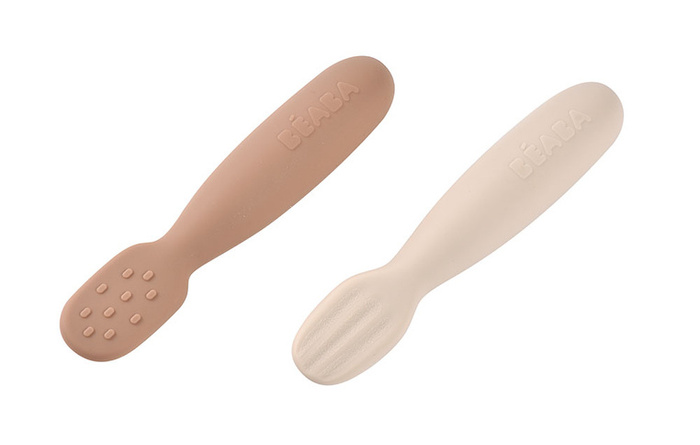 Zestaw 2 silikonowych pierwszych łyżeczek-gryzaków praline/clay Beaba 913593