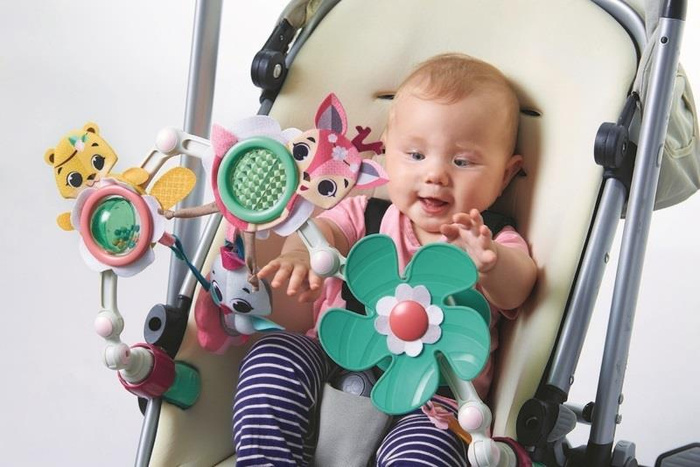 Łuk z zabawkami dla niemowląt Tiny Love TL1404400030 Świat Małej Księżniczki do wózka, fotelika i leżaczka