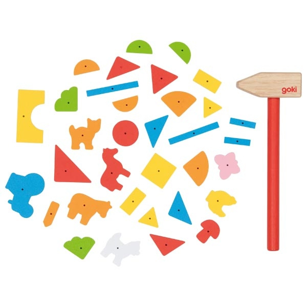 Przybijanka dla dzieci Domek Farma z młotkiem i gwoździami Goki 58307 drewniane zabawki dla dzieci