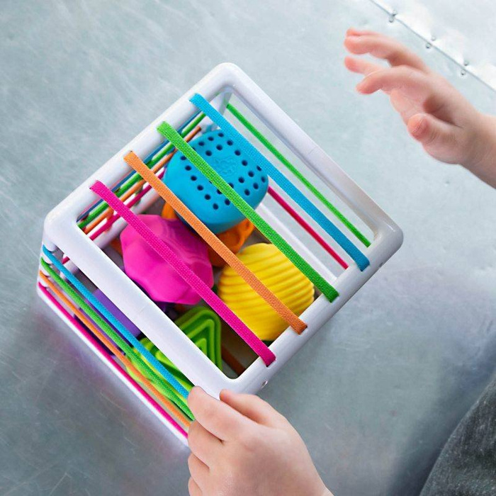 Sorter Elastyczna Kostka InnyBin FA251-1 Fat Brain Toys, zabawki motoryczne