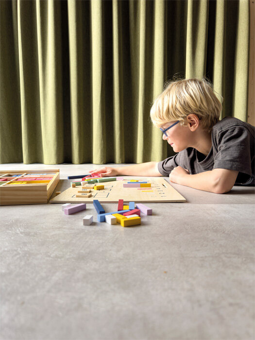 Zestaw do nauki liczenia i matematyki z patyczkami Educate Small Foot 12559 drewniane zabawki edukacyjne