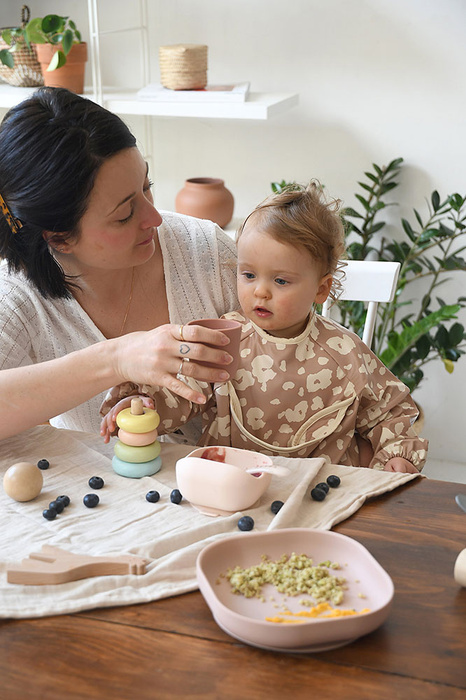 Beaba Komplet naczyń z silikonu pink 913429- Beaba, naczynia dla niemowląt