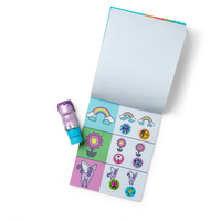 Sticker Wow stempel z naklejkami Purpurowy Jednorożec Melissa & Doug 51103 książeczka z naklejkami