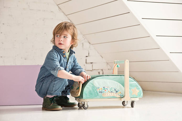 Drewniany jeździk 2 w 1 z miękkim siedziskiem i torebką Smok Joe 12 m+ 83466 LILLIPUTIENS