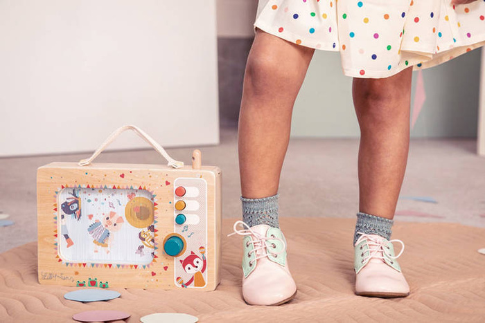 Drewniana animowana pozytywka Telewizor 83452 Lilliputiens